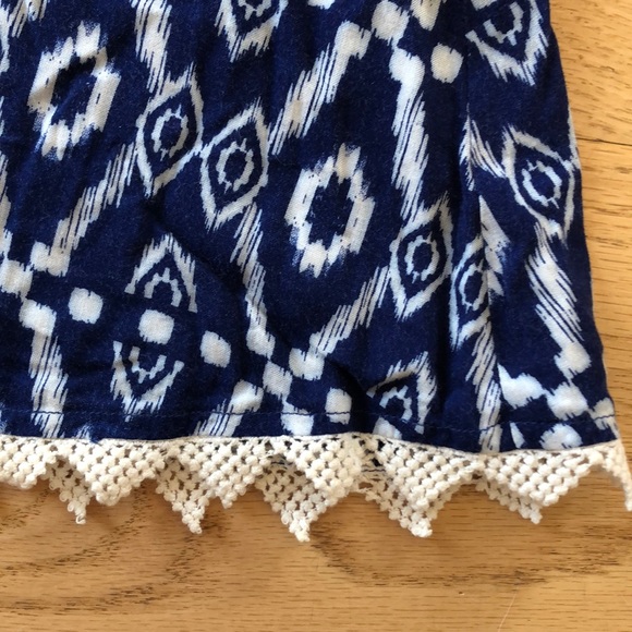 Flowy shorts - Picture 2 of 2